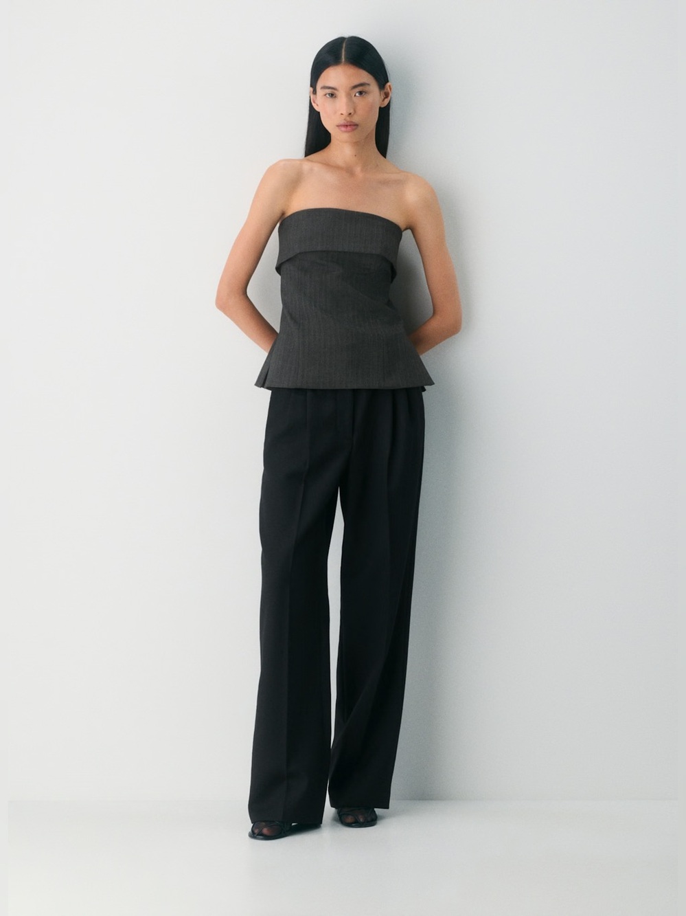 Aritzia Babaton Element Tube Top - Eversential Sz 8